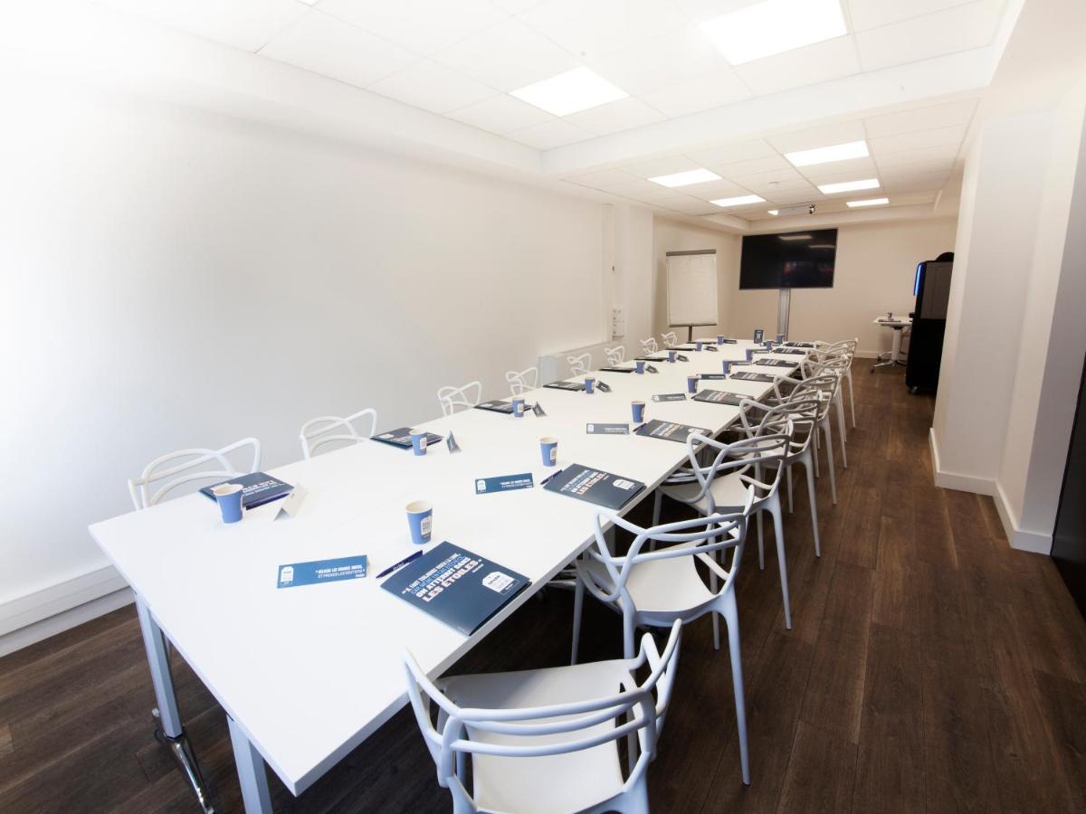 Kyriad Ferrand Centre Hotel Clermont-Ferrand
