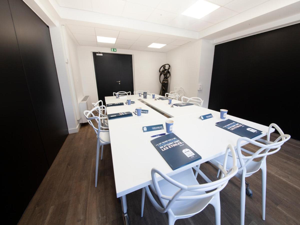 Hotel Kyriad Ferrand Centre 3*