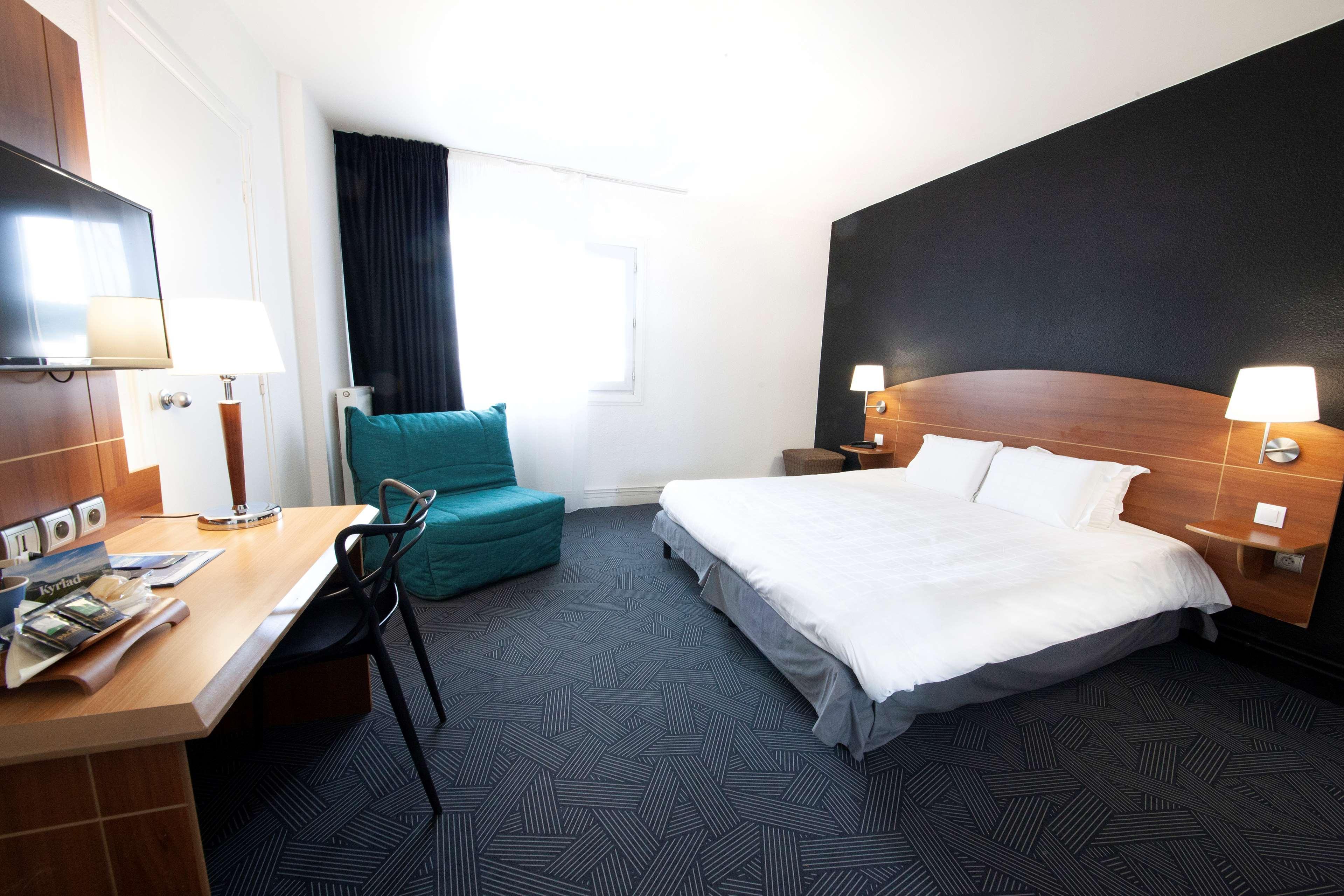 Hotel Kyriad Ferrand Centre