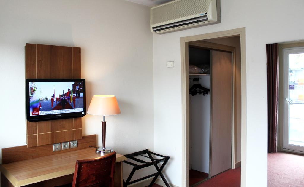 Kyriad Ferrand Centre Hotel 3*