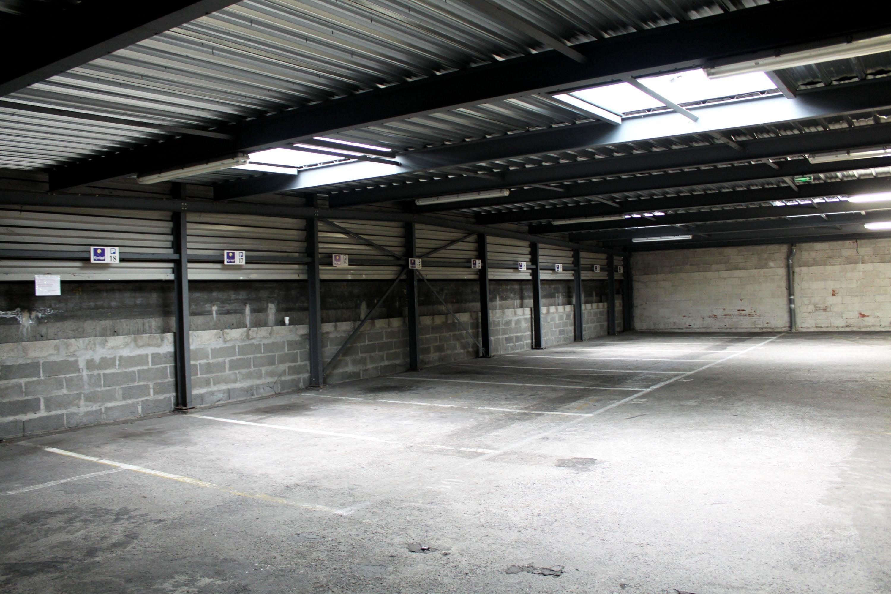 Kyriad Ferrand Centre 3*